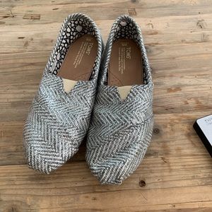 Metallic Toms